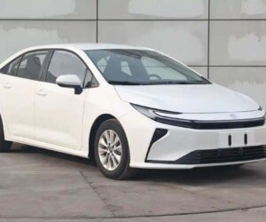 Toyota Corolla Altis 小改款申报图曝光：换搭2.0L自然进气引擎，内装或看齐Prius