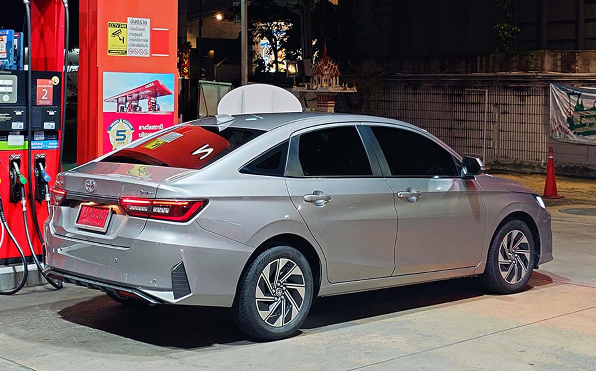 Toyota Vios HEV 泰国首测：零百加速仅9.75秒，创下22.98 km/L惊人油耗！