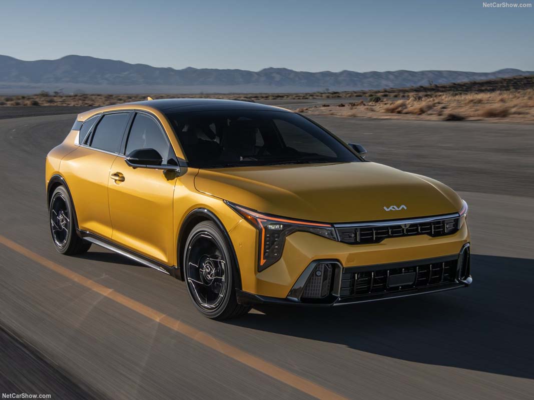 2025 Kia K4 Hatchback 登陆英国：双引擎选项，未来有机会引进大马？