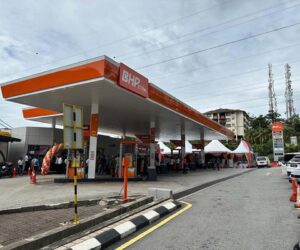 BHPetrol 敦拉萨镇油站以新形象隆重开幕