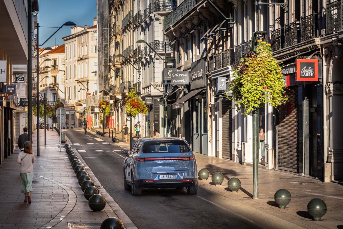 2025 Leapmotor B10 法国试驾报告：在大马市场，它能否挑战两款电动车王者？（内有试驾影片）