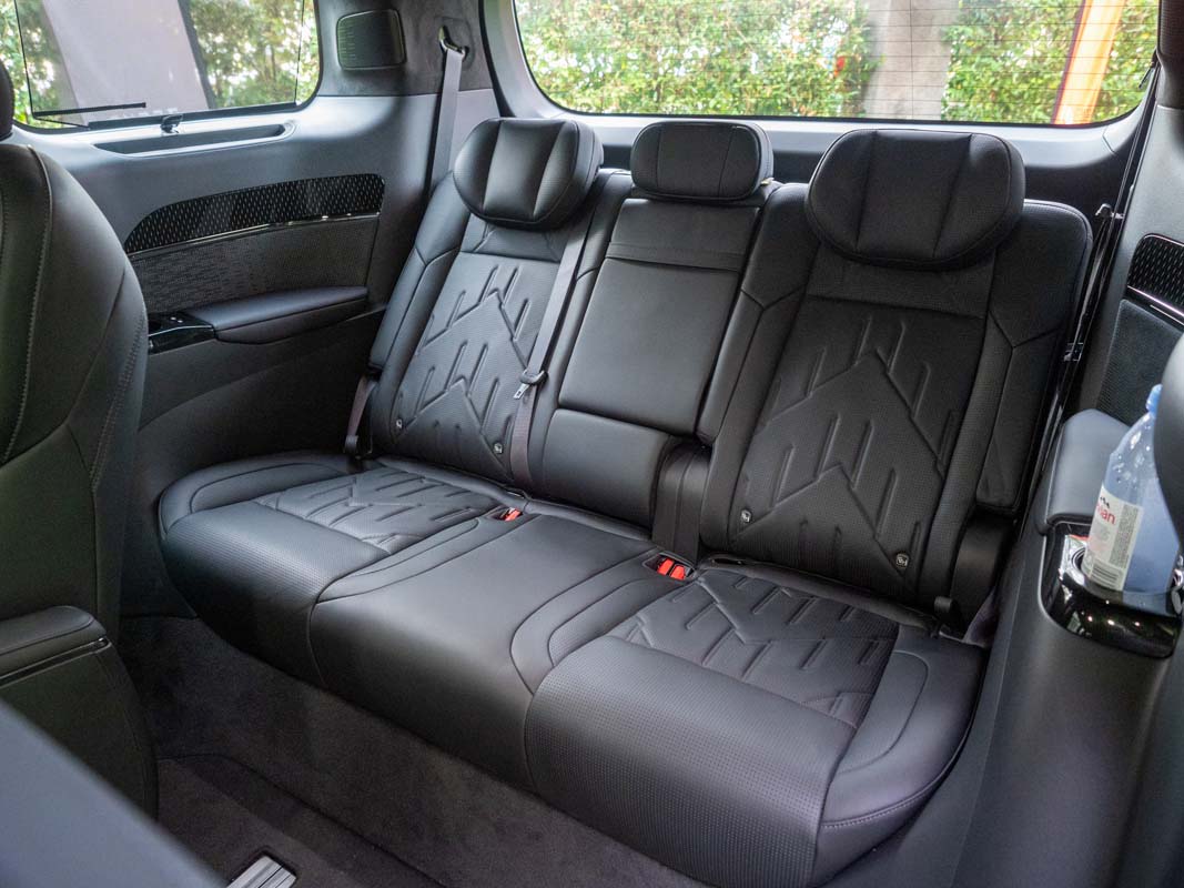 RM299,800的移动办公室:为什么说 Zeekr 009 是商务精英的新选择?