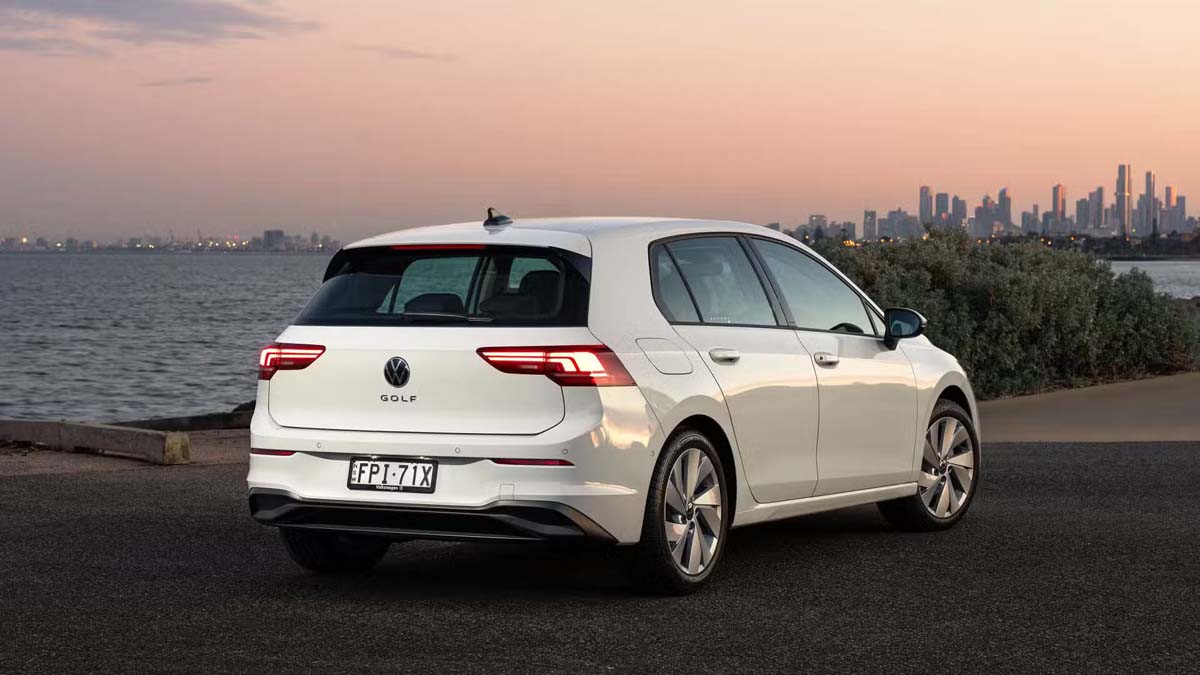 2025 Volkswagen Golf 大马预览：1.5 eTSI + 7速 DSG 变速箱、售价从 RM 155,XXX 起