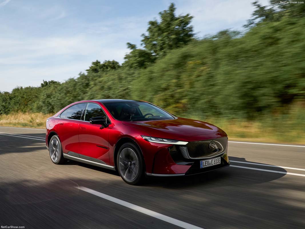 Mazda 6e 泰国首秀:纯电 D-Segment 轿车目前已经获得了超过 1,000 张订单!