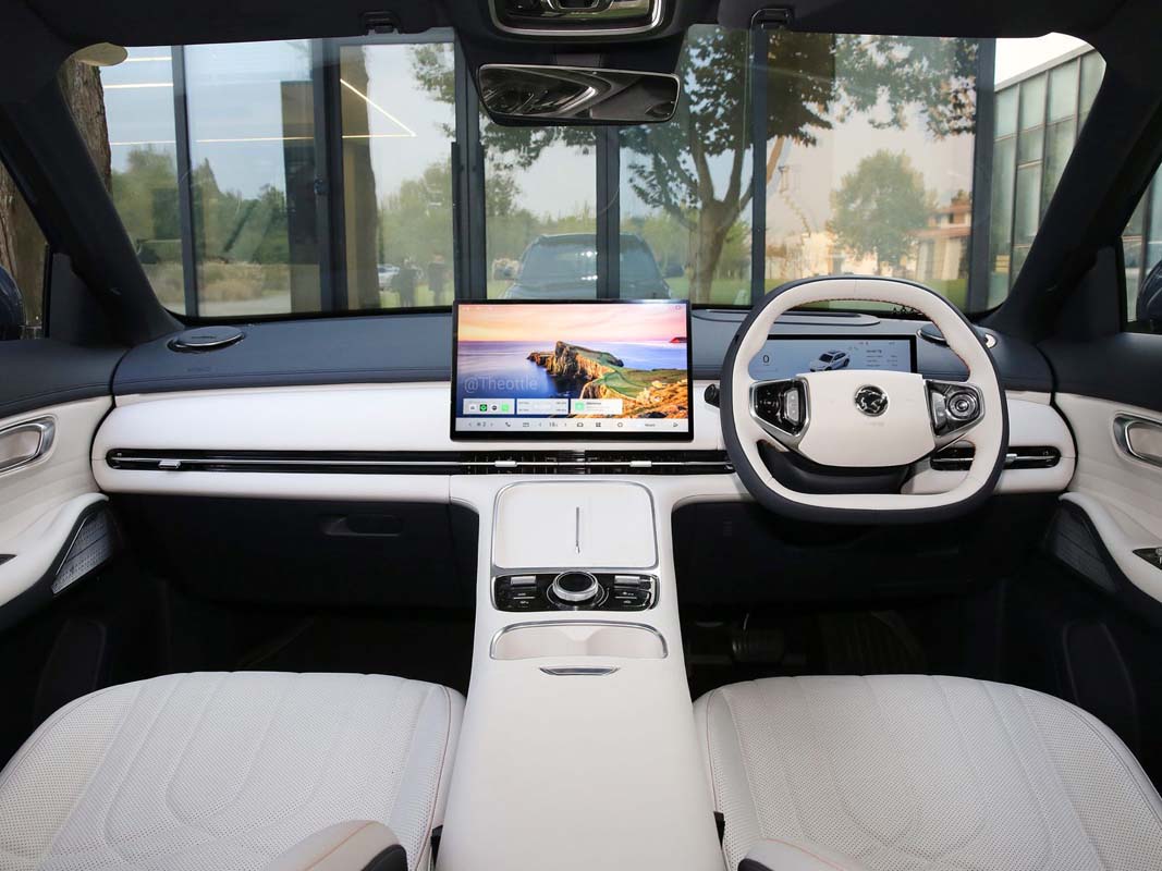 Proton e.MAS 7 PHEV 预告登场：纯电续航 93 公里，原厂有史以来最省油的车来了！