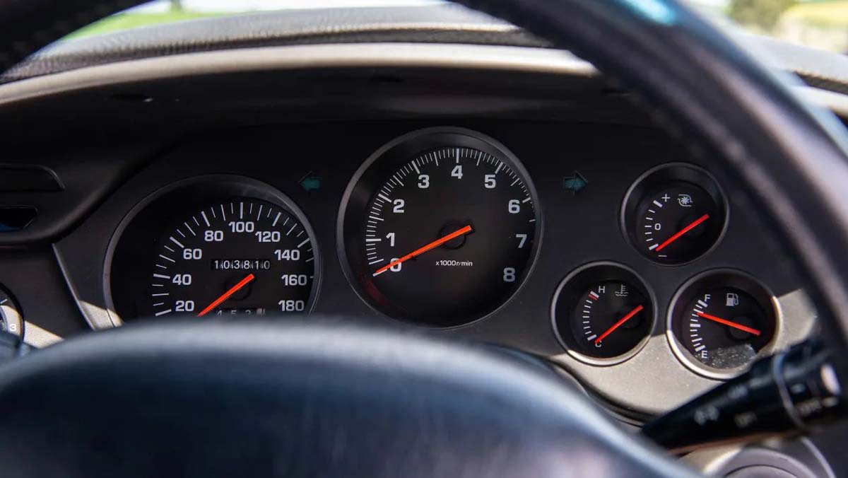 Toyota 2JZ-GTE 引擎：日系最强引擎之一、爆改马力可破 1000 Hp！