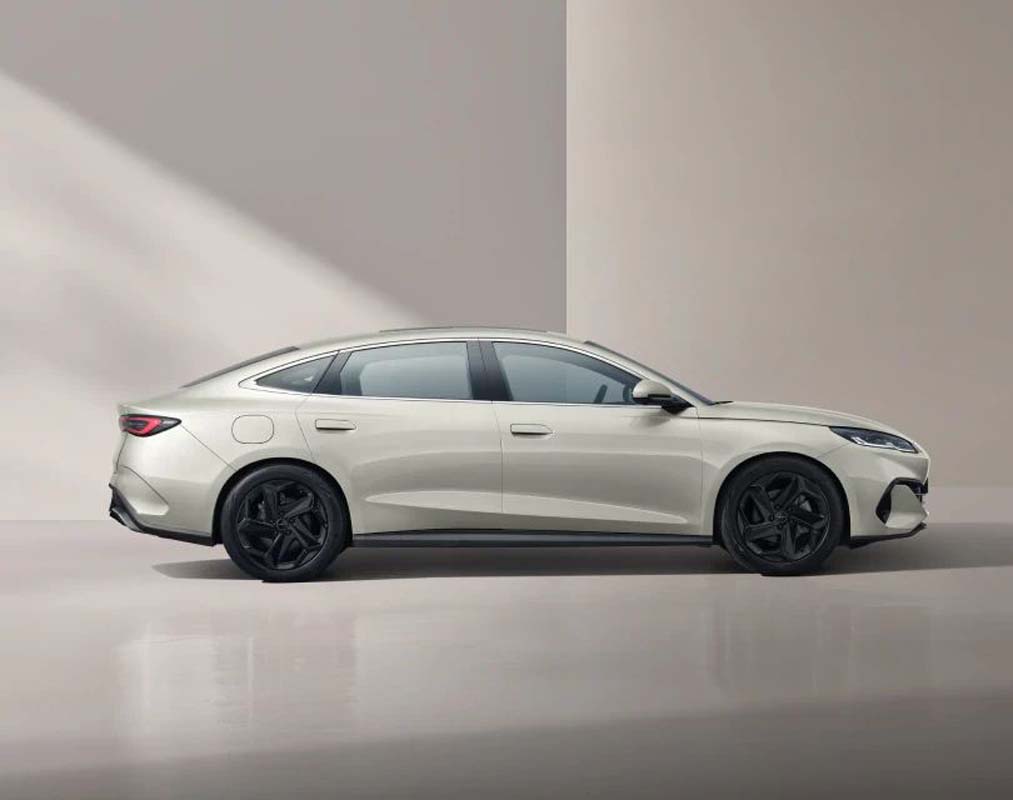 BYD Seal 6 追加 PHEV 车款：综合马力 218 Hp、未来或将 CKD！