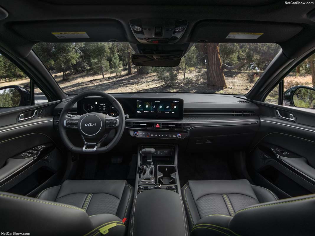 Kia:取消实体按键是错误的,但很多汽车制造商拒绝承认错误