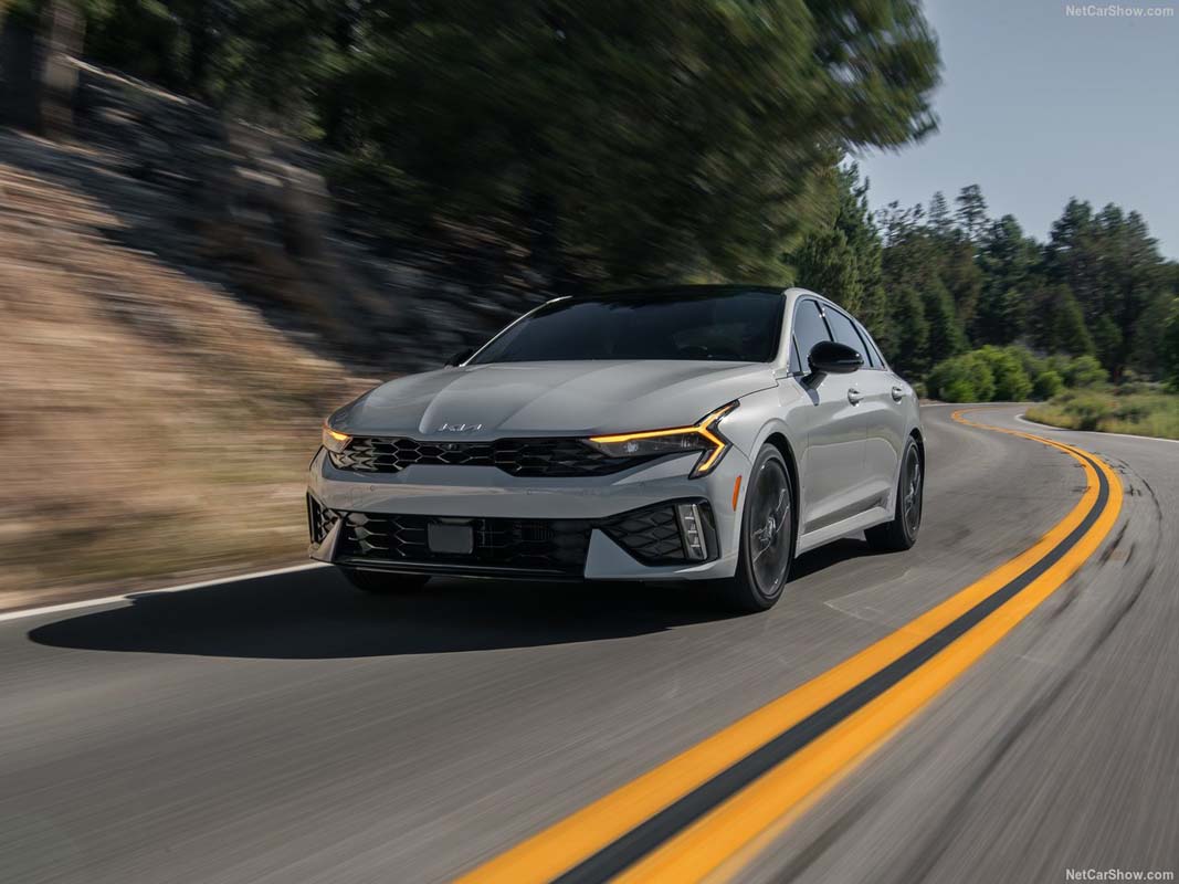 Kia:取消实体按键是错误的,但很多汽车制造商拒绝承认错误