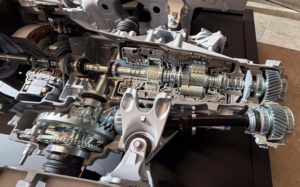 Toyota G40E-GTE 引擎：新一代超跑使用的混合动力 V8 双涡轮引擎！