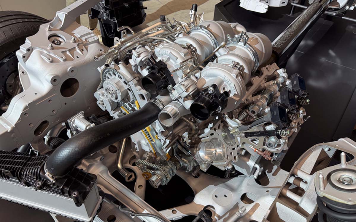 Toyota G40E-GTE 引擎：新一代超跑使用的混合动力 V8 双涡轮引擎！