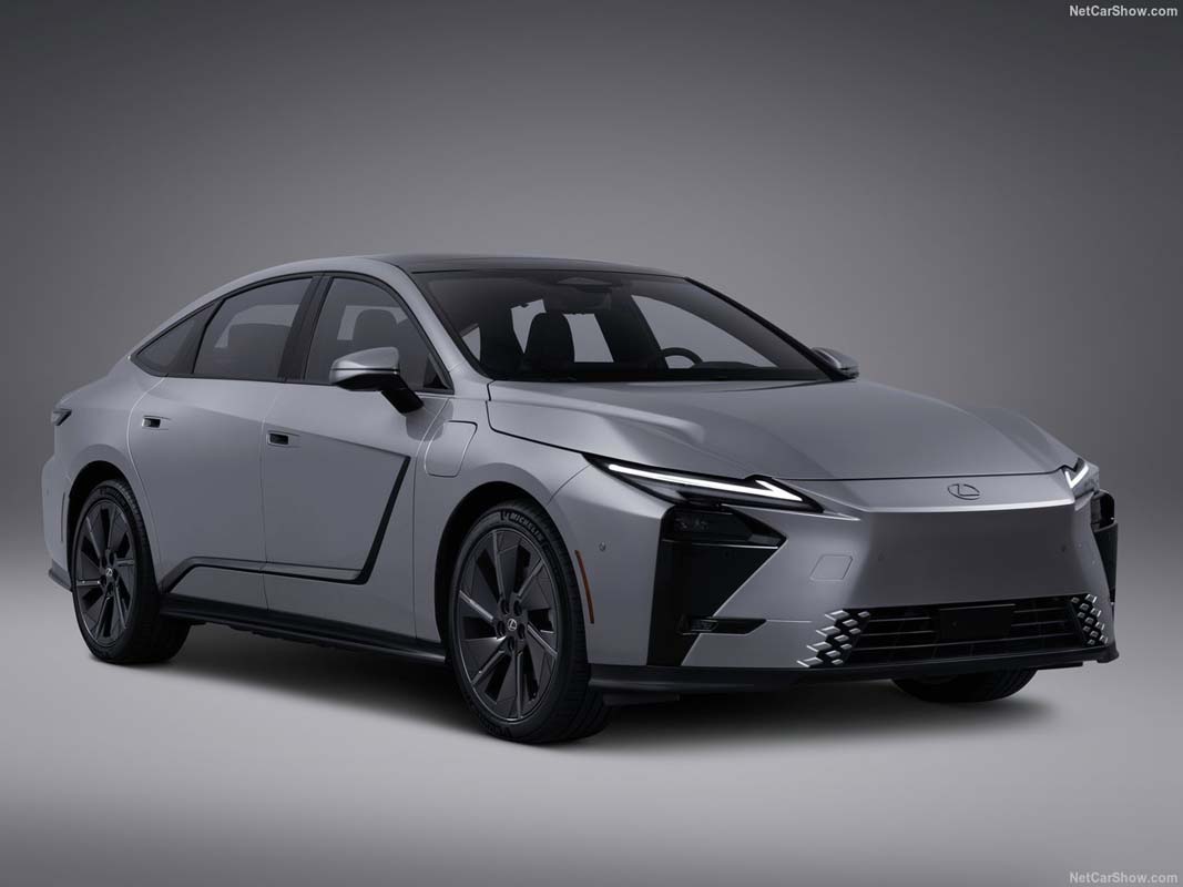 2026年最值得期待新车:Lexus ES 大改款,混动/电动双选择,重新定义日系豪华!