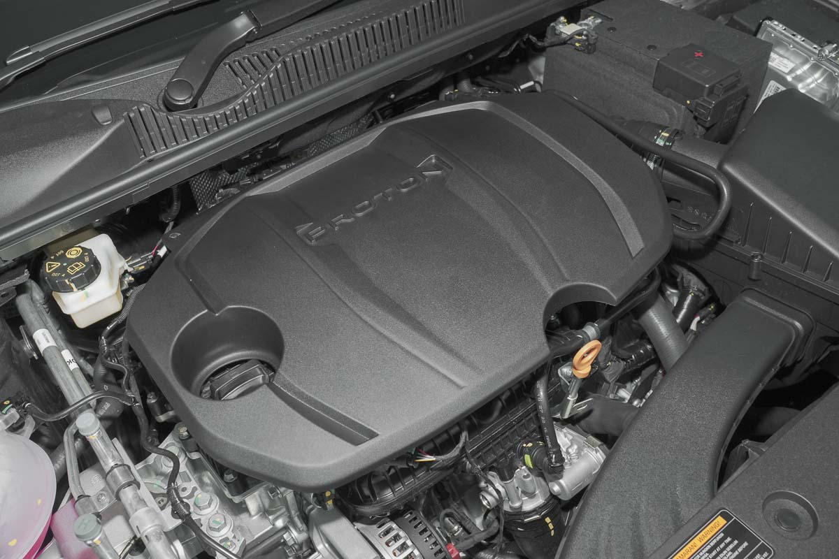 2026 Proton S70 实拍：全新 1.5L 四缸涡轮引擎、顶配车型配备无线 AACP！