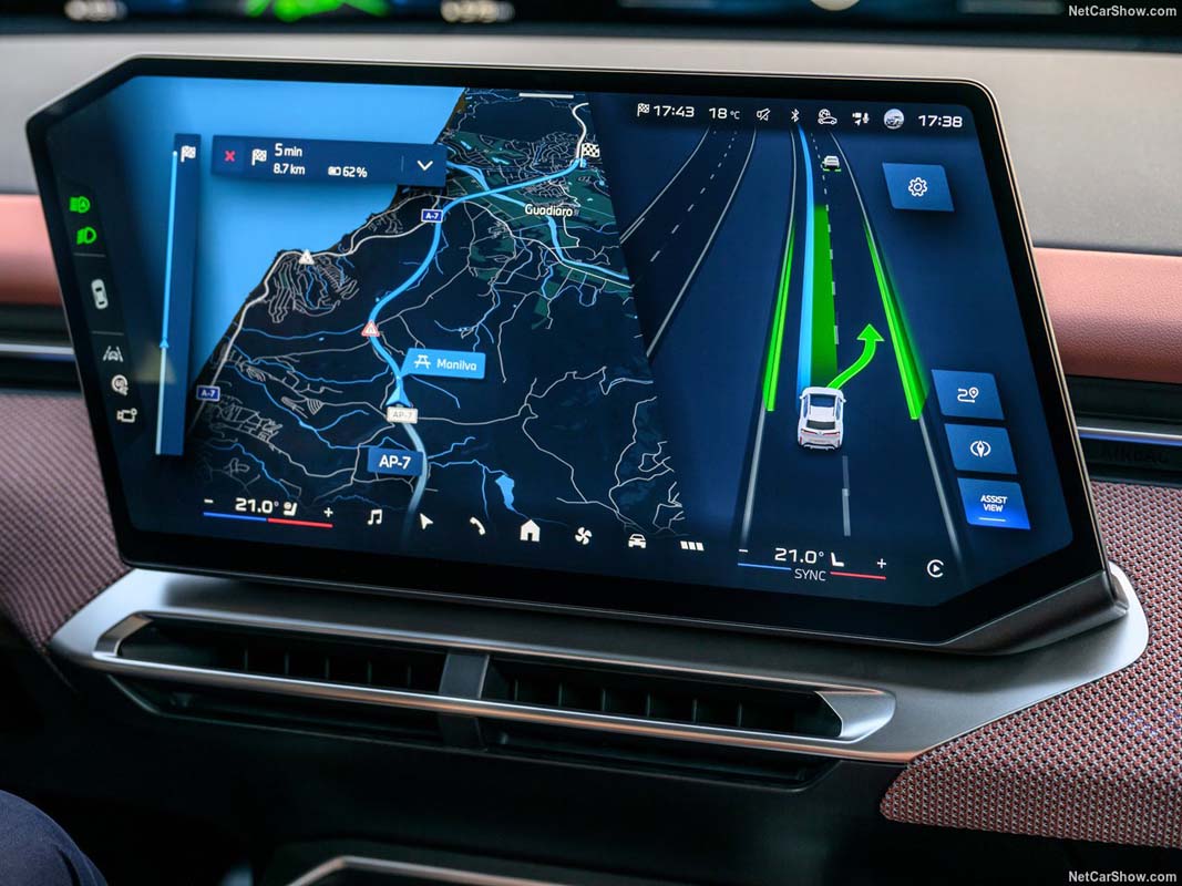 BMW iX3 的360镜头和Driving Assist Pro需要付费才可以使用