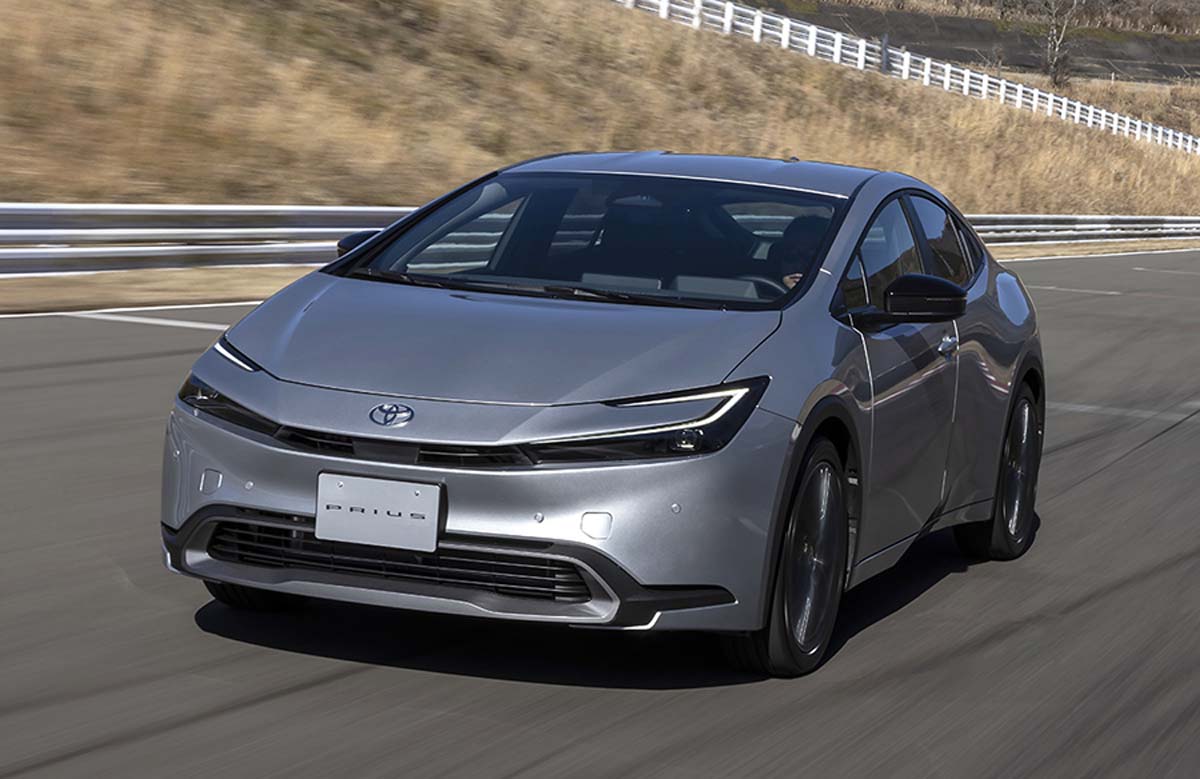 Honda 为避免美国汽车关税、将向 Toyota 购买 HEV 电池!