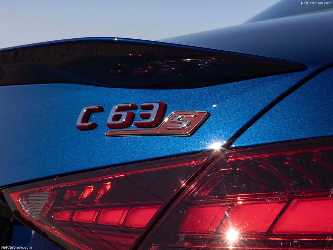 Mercedes-AMG C63 正式宣布停产，未来将被直列六缸引擎车型取代