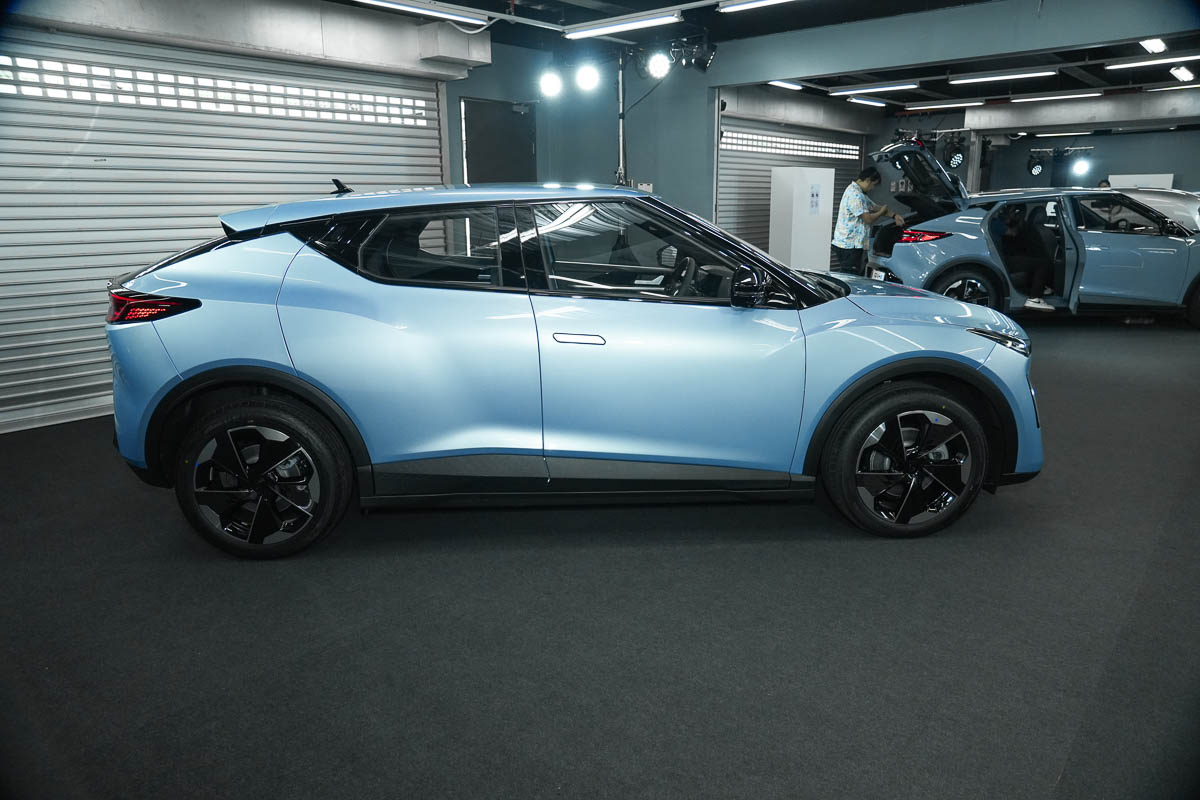 Perodua QV-E 因故生产延迟：全面CKD之后或降价至RM 60,000、REEV 车型也在考虑中