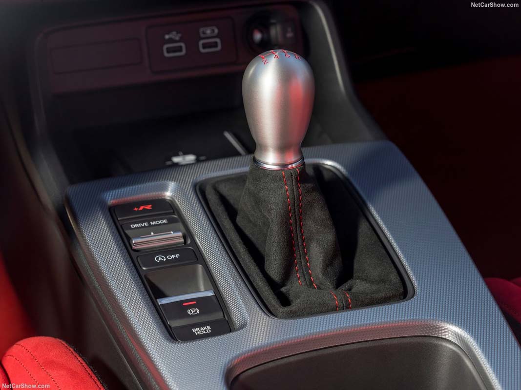 大马市场超值新车： Honda Civic Type R FL5 ，现在原厂折扣高达RM 60,000！