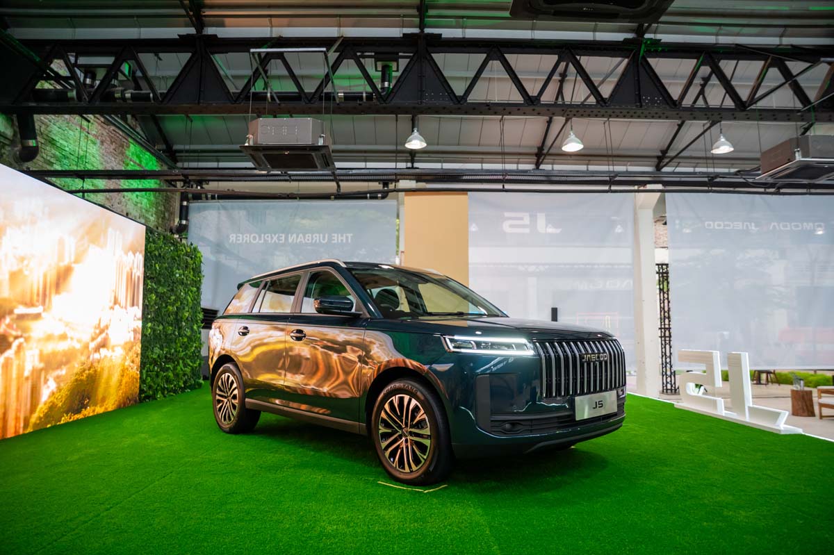 JAECOO J5 正式发布，售价只需要RM 108,000！现在订车RM3,000 Duit Raya 等你拿!