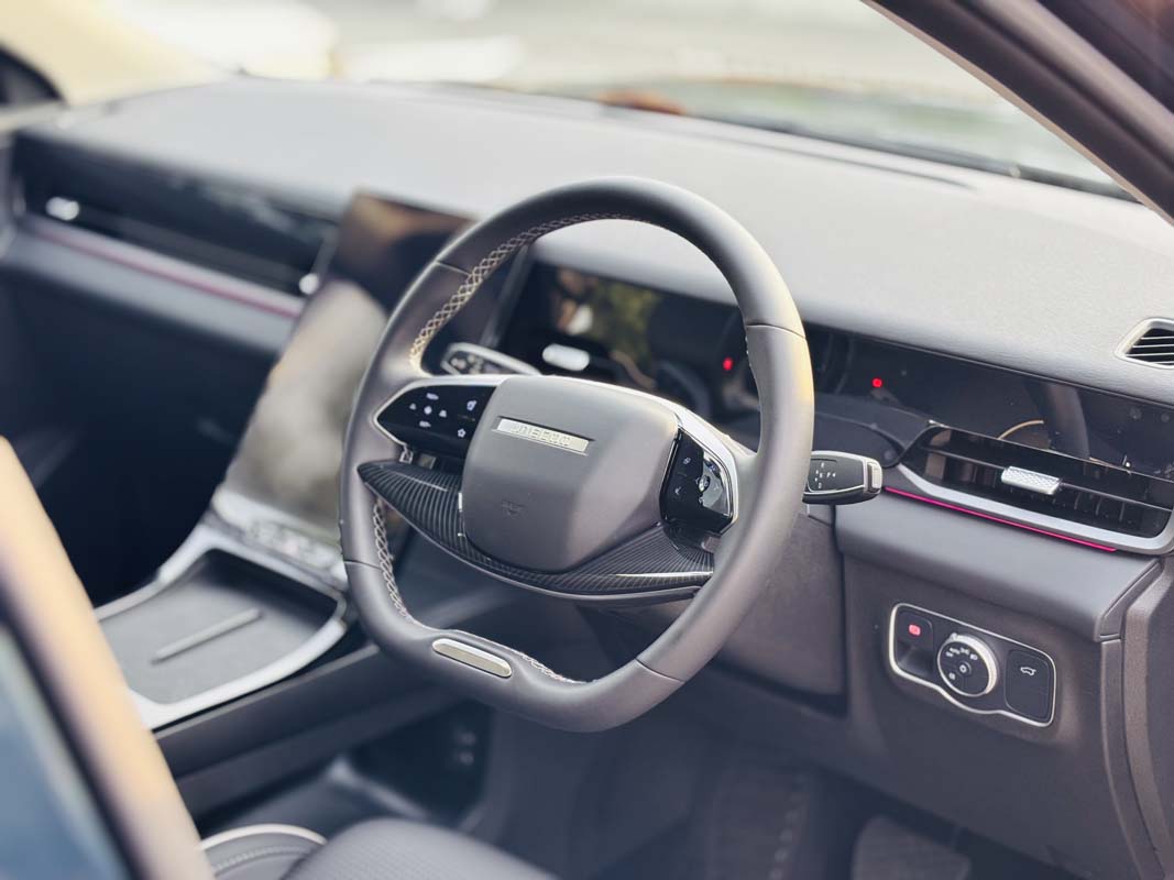 2025 JAECOO J5 正式发布：完整Level 2 ADAS+大天窗，售价仅需RM 108,800！