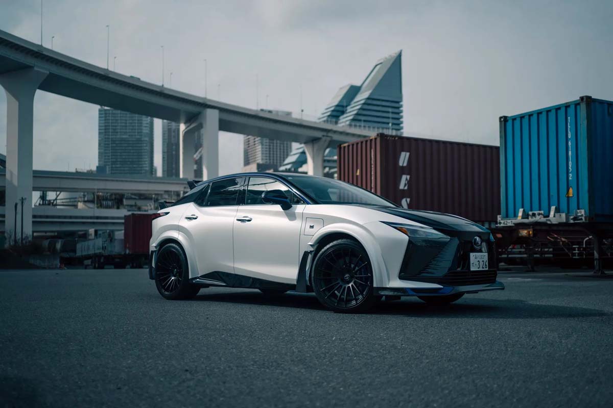 Lexus RZ600e F-Sport Performance 日本发布：线控方向盘+换挡黑科技，日本最强电动车来了！