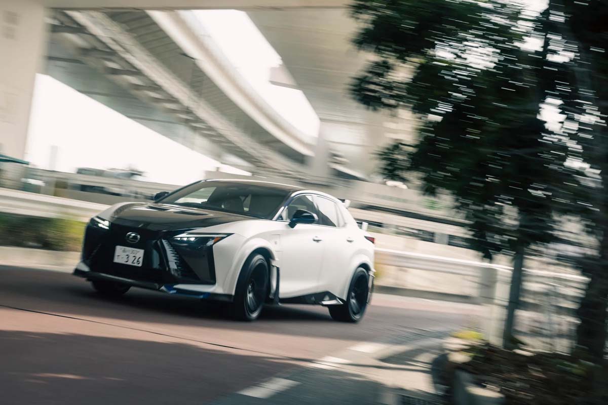 Lexus RZ600e F-Sport Performance 日本发布：线控方向盘+换挡黑科技，日本最强电动车来了！