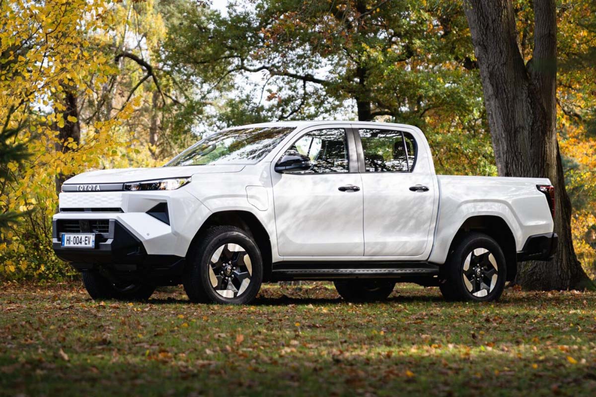 Toyota Hilux BEV 大马价格曝光：WLTP续航240 km、售价RM 226,300