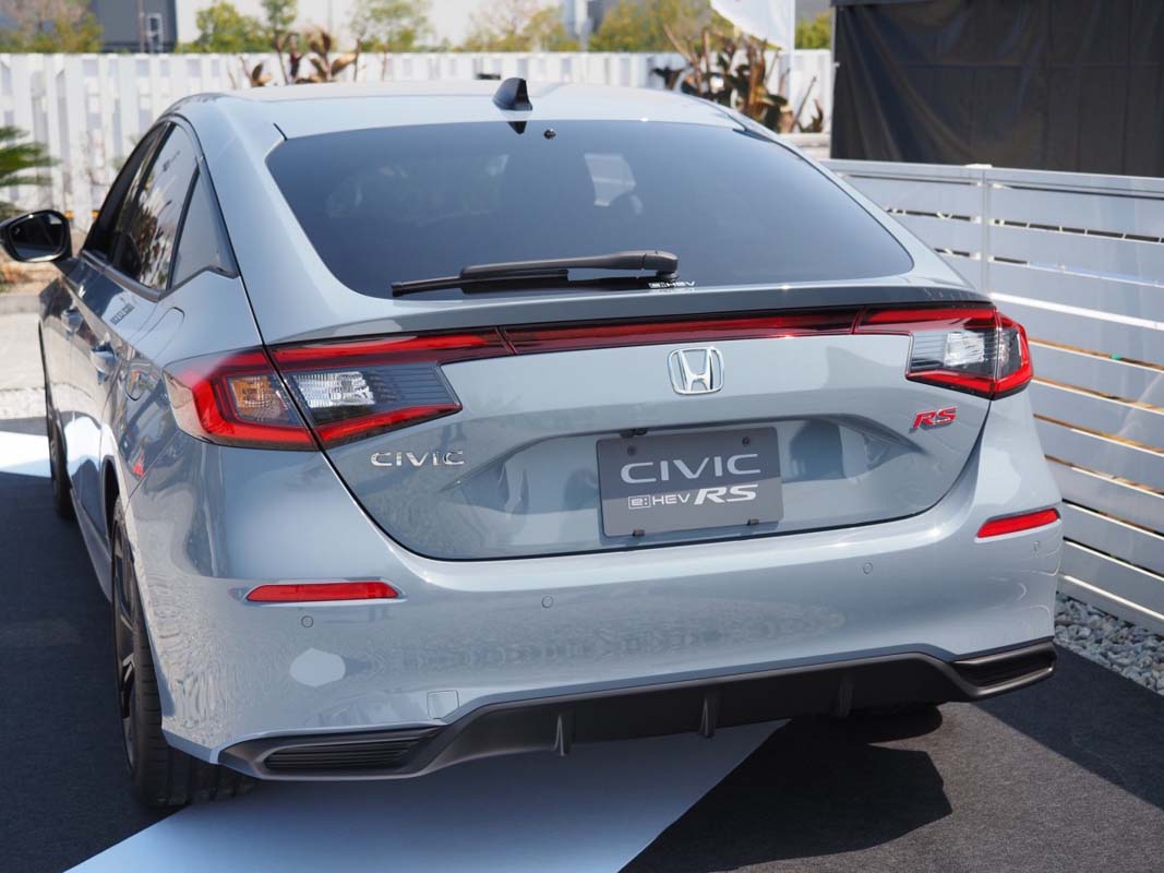 2026 Honda Civic 升级版无预警日本登场：平均油耗可达24.2 km/L、新增S+ Shift黑科技！