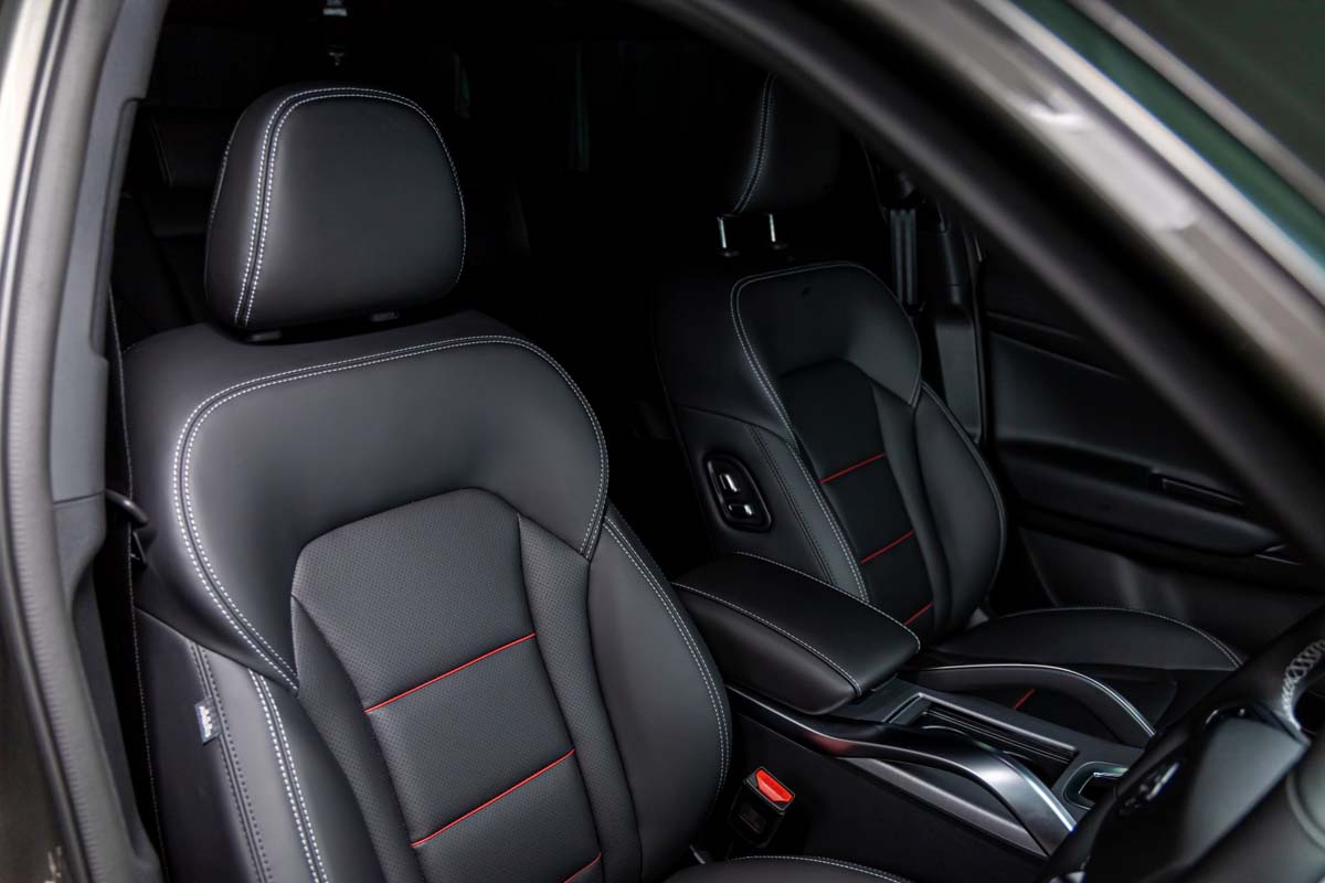 Proton X70 和 X50 ，价格差不多应该怎么选？