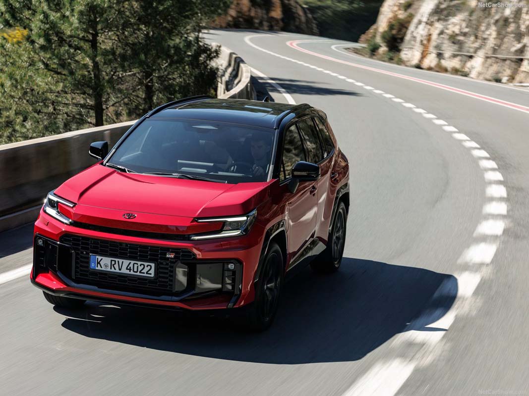 2026 Toyota RAV4 PHEV ：不仅仅是省油、0-100 5.5秒速也超强悍！