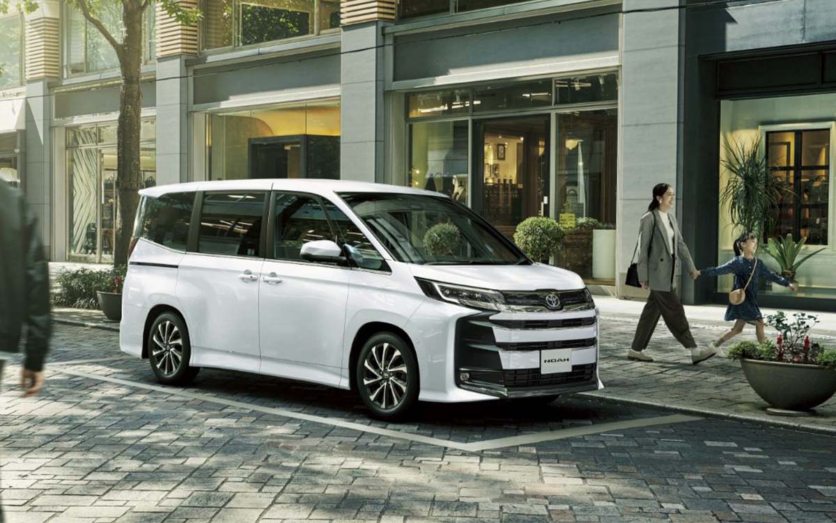 Toyota Noah / Voxy 小改款日本登场：外形设计更精致，仅提供 1.8L 混动引擎