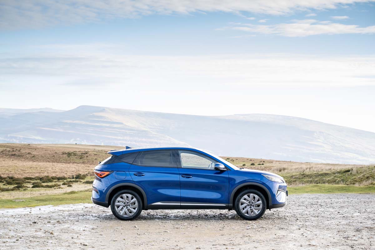 BYD Atto 3 EVO 大马预告释出:后轮驱动/全轮驱动登场,WLTP 续航升级至 509 km!