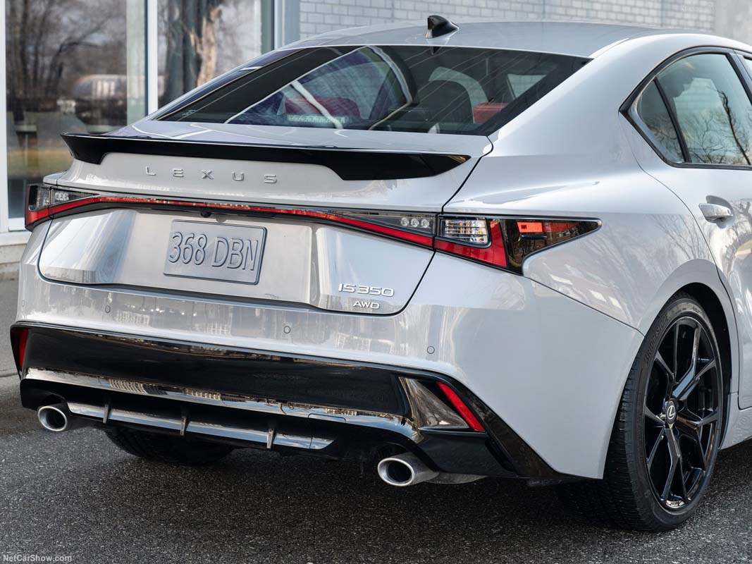 2026 Lexus IS 传闻将进军我国市场：仅提供2.5L HEV/3.5L V6引擎？