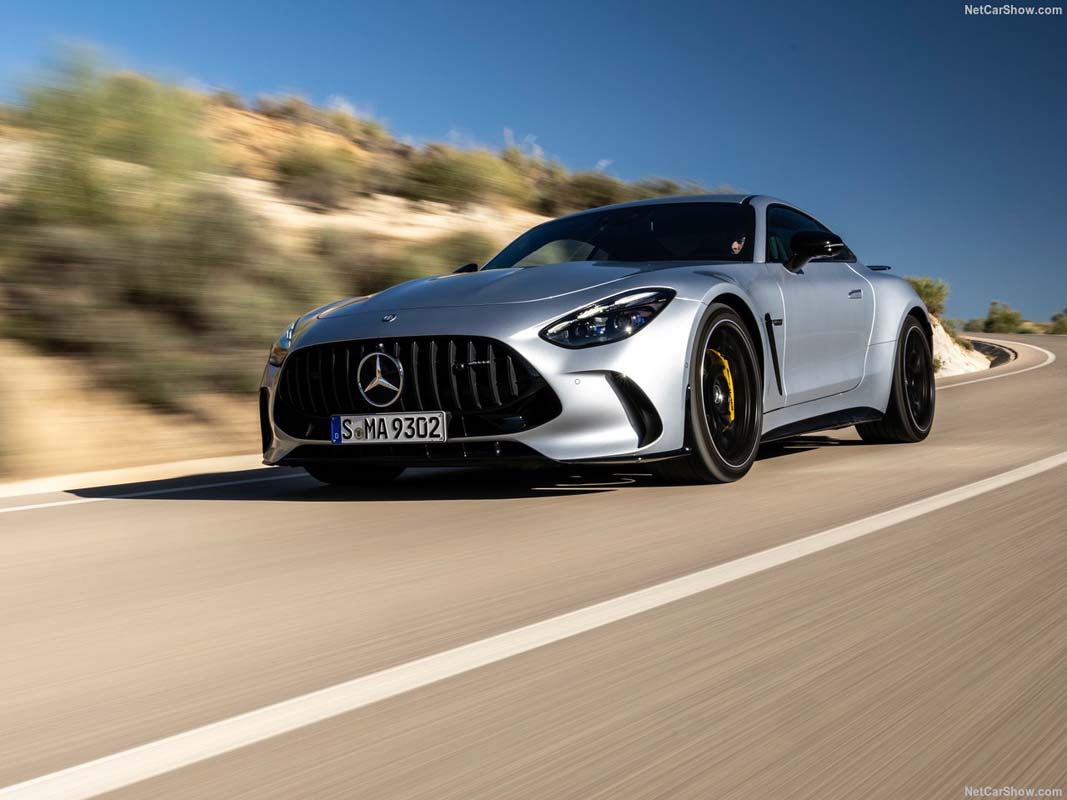Mercedes-AMG 新一代 V8 动力有望突破 1000 Hp？Flat-Plane 技术加持，AMG 准备最后疯狂一次！