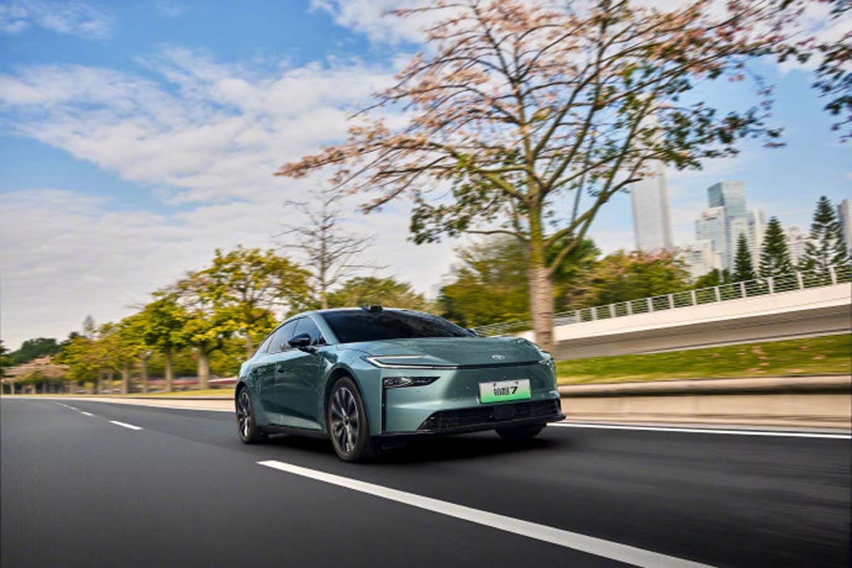 Toyota bZ7 中国正式开卖：CLTC最大续航710 km、中国售价仅RM 85,618起！