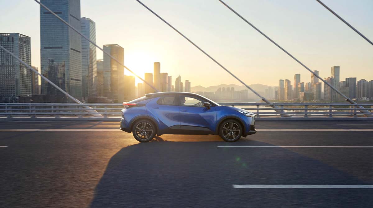 2026 Toyota C-HR 正式发布：提供 HEV/PHEV 双选项、0-100 加速 7.4 秒！