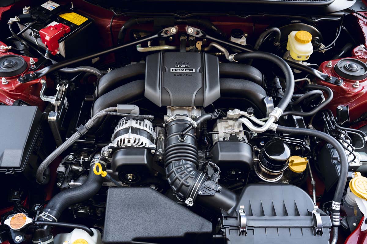 年轻人的第一辆跑车? Toyota GR86 现在只需要约 RM 150,000 就可以入手!