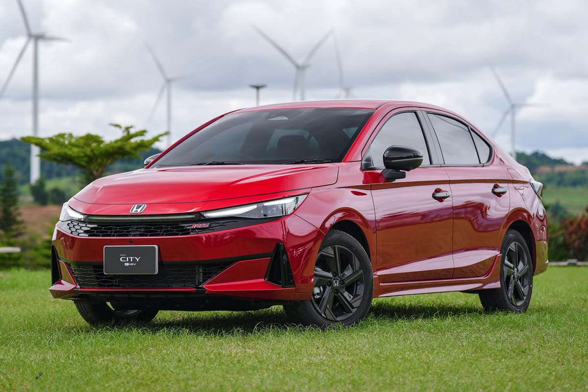 2026 Honda City 泰规实拍:1.5 e:HEV/1.0 VTEC Turbo 可选、最快年末引进大马!
