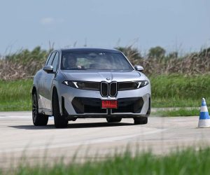 新一代BMW iX3全球订单逼近100,000张！匈牙利工厂9个月生产50,000辆