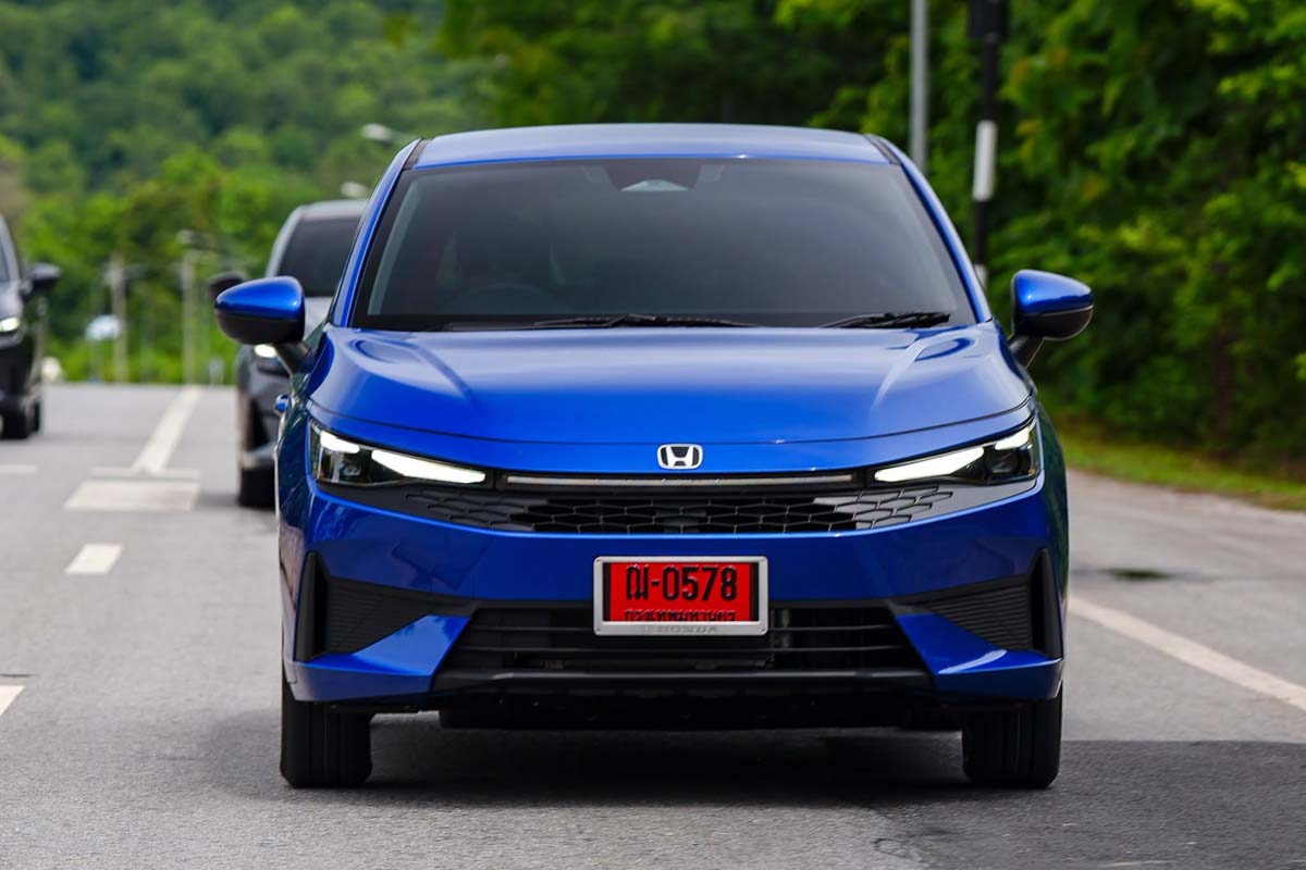 2026 Honda City Hatchback 泰国实拍:运动小掀背搭载1.0L涡轮/1.5L e:HEV