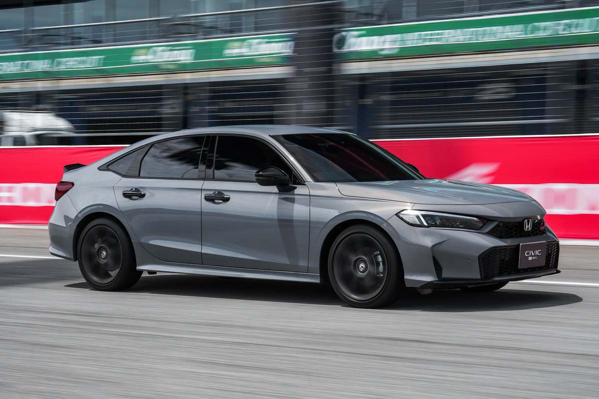 2026 Honda Civic 升级版泰国发布:取消 VTEC Turbo 车型,新增 S+ Shift、BSM 系统!