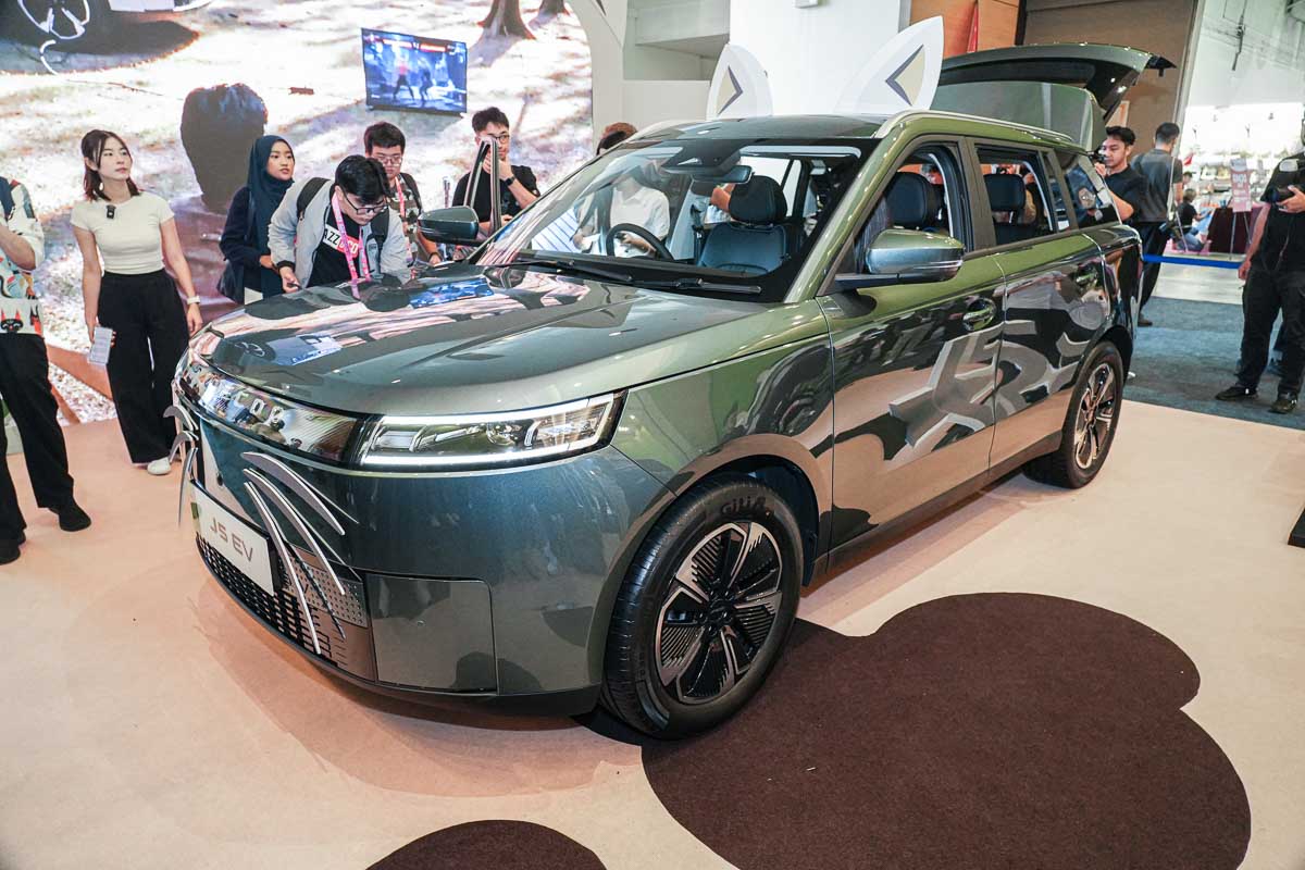 JAECOO J5 EV 大马首次公开亮相：WLTP 续航 402 km、CATL 电池、宠物友善设计，今年内正式发布！