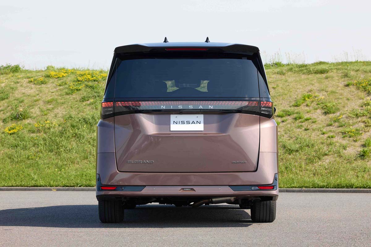 Nissan Elgrand 日本上市！订单突破 6,000 张，第三代 e-POWER、e-4ORCE 全面升级！
