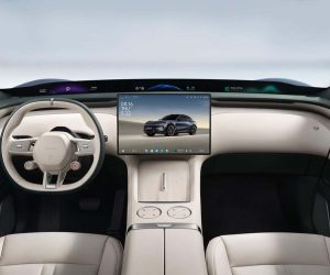中国强制汽车恢复实体按键！2027年起 19 项功能不能只靠触控屏，Tesla、小米等都受影响