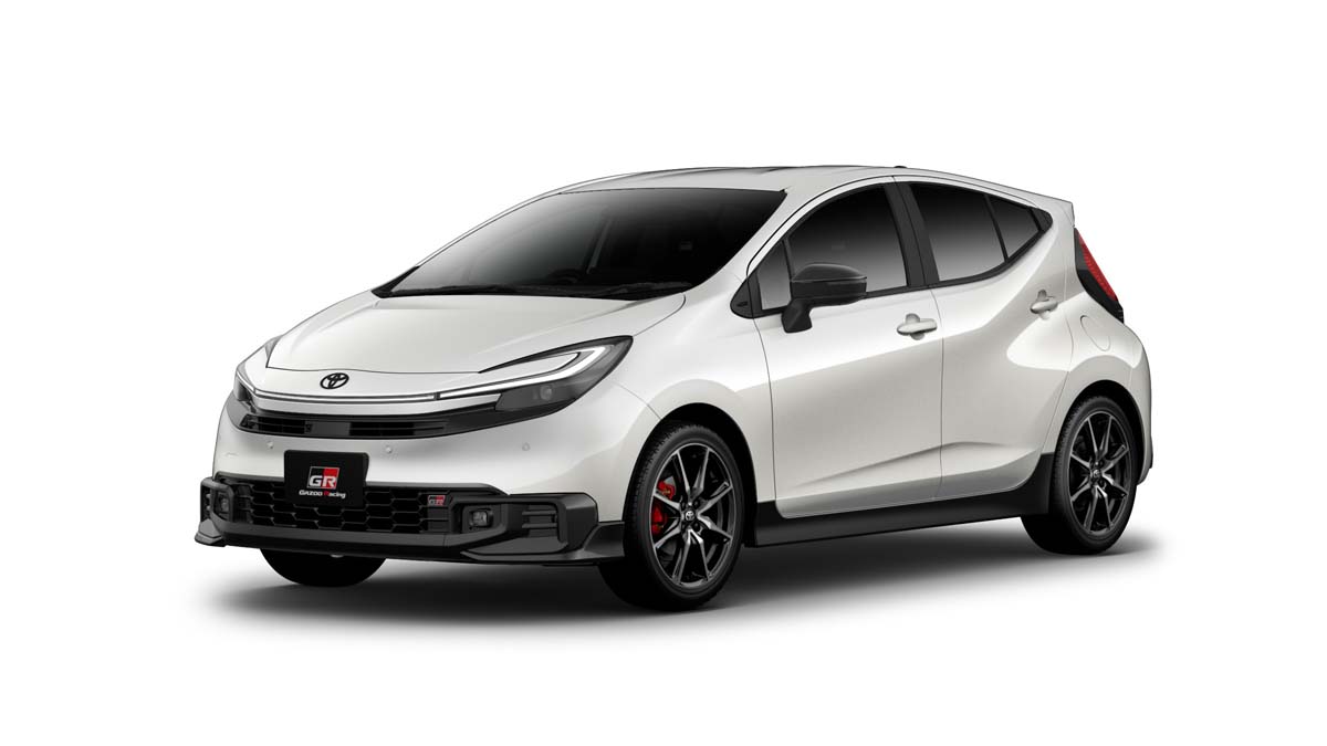 Toyota Aqua GR-S 日本发布:搭载E-Four 4驱、最大马力116 PS!