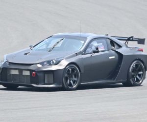 Toyota MR2 正式现身：全新 Mid Engine 设计、最大马力超 400 Hp！