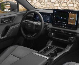 Toyota 承认中国消费者更喜欢实体按键，新一代 Toyota RAV4 或增加更多实体按键