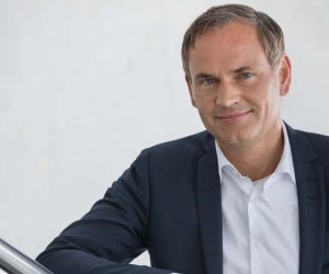 Volkswagen 呼吁欧盟对中国 PHEV 加征关税！中国品牌拿下欧洲 28% 市场