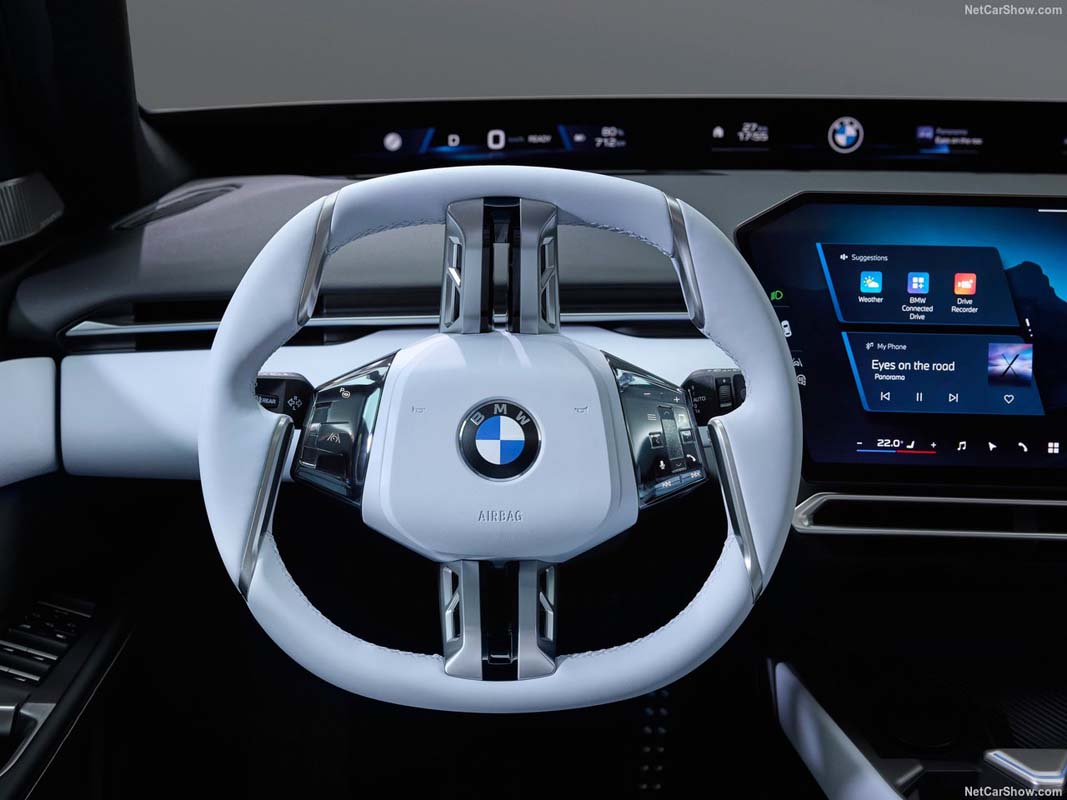 BMW认为按键时代正在改变!未来汽车靠AI语音取代传统操作!
