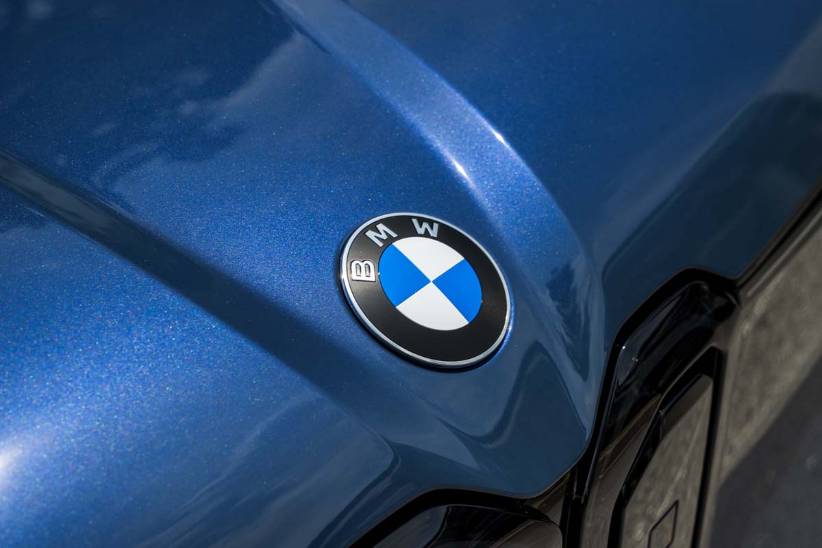 2026 BMW iX3 50 xDrive M Sport Pro登陆马来西亚：469 Hp、805 km续航、400 kW快充！